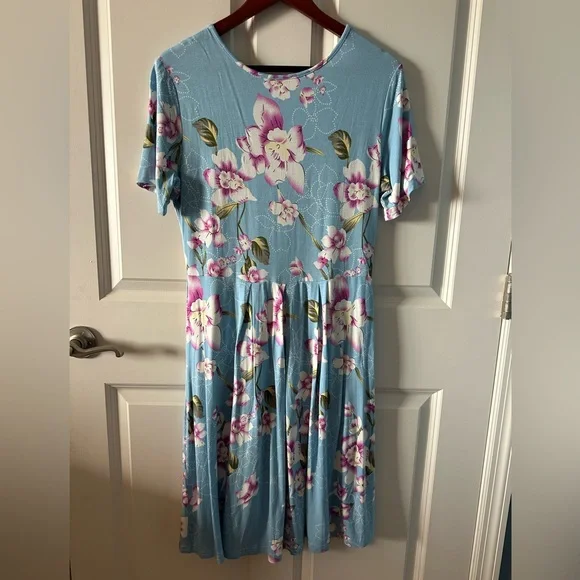 DouBCQ Floral Pocket Dress Blue Pink Casual Spring Dress NWT - Picture 2 of 7